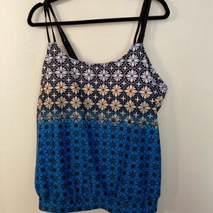 Woman's Swim Top, Adjustable Straps, Tri-Color, Size: 2X